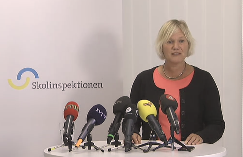 Ann-Marie Begler, Skolinspektionens generaldirektör, meddelade under onsdagen att Lundsberg stängs i ett halvår.